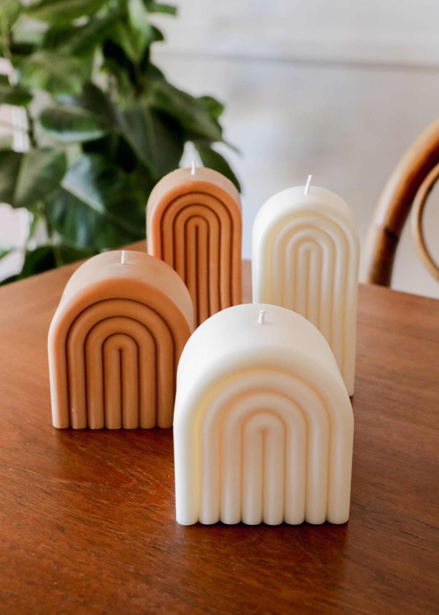 Tall Arch Honey Candle
