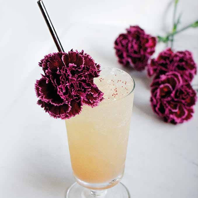 Flower-Infused Cocktail: Flowers, with a Twist