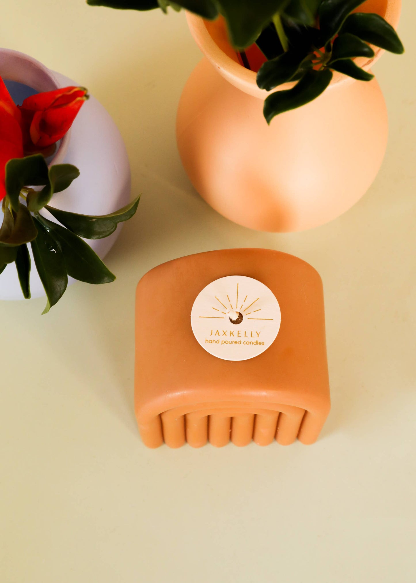 Honey Short Arch Candle