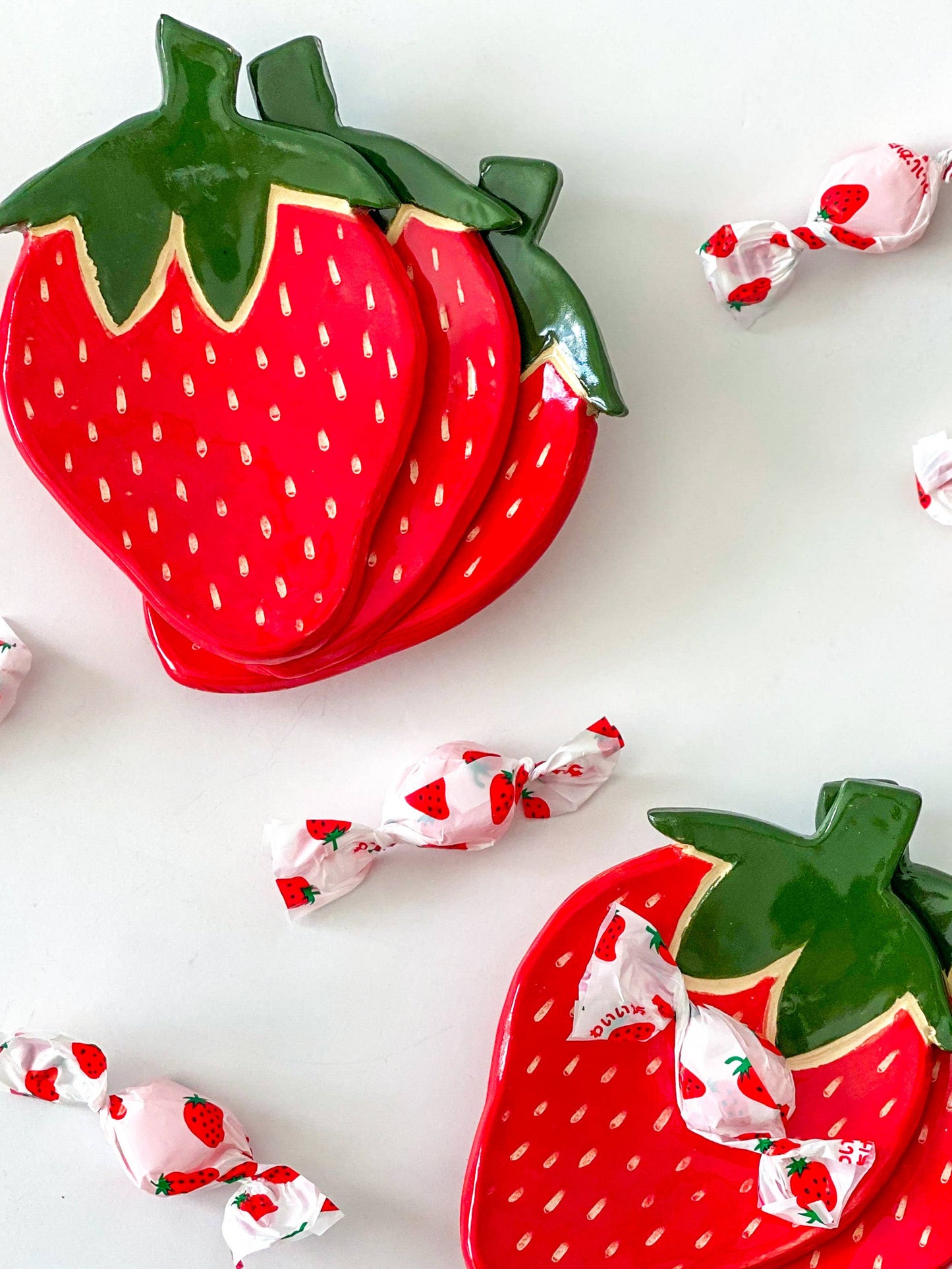 SMO Ceramics: Strawberry Dish