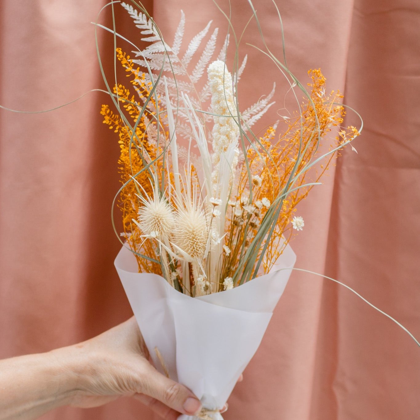 Citrine Yellow & White Mini Bouquet